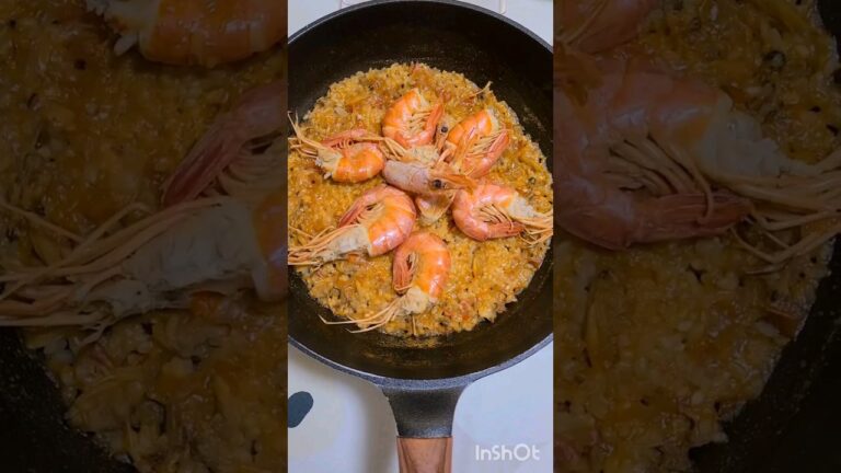 スペイン料理屋さんで学んだパエージャ #パエリア #スペイン #スペイン料理 #スパニッシュ #専業主婦 #手料理 #手作りごはん #料理 #料理動画 #料理好き #paella #cooking