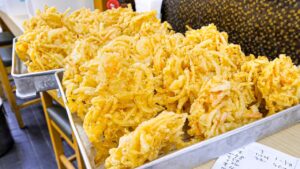 衝撃が走る！１００年続く高速提供爆量天ぷらうどん店の1日がエグい丨名古屋老舗うどん店３選