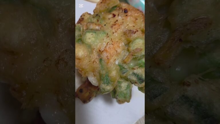 オクラとエビのかき揚げ🦐天ぷら粉で！ #料理  #自炊 #揚げ物