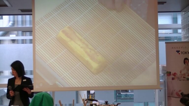 巻きすで卵焼きを巻く方法