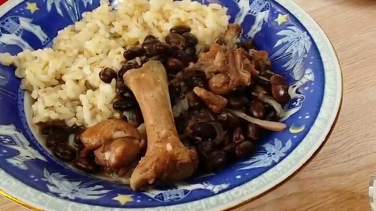 【パワー朝飯】 フェジョアーダ 肉！豆！ たんぱく質祭り