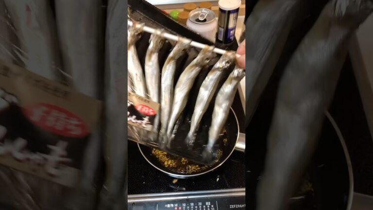 ししゃものアヒージョで酒が止まらん #ししゃものアヒージョ #ただの晩酌