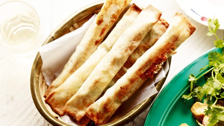 アボカドチーズ春巻き