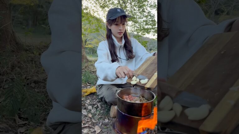 【簡単キャンプ飯】きのことベーコンのアヒージョ🥓🍄‍🟫🍄🔥🔥　#camping #camp #キャンプ #アウトドア