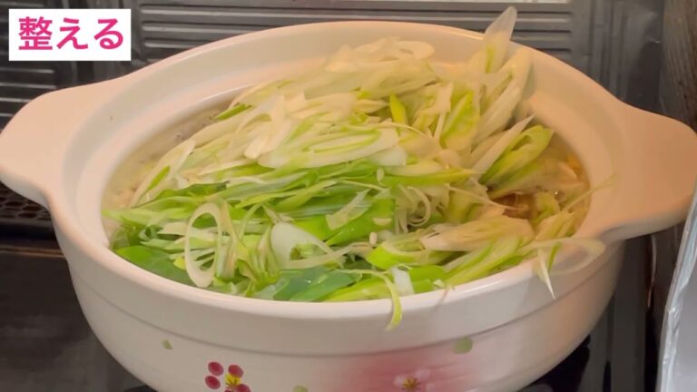 12万回再生ありがとう【美味すぎて閲覧注意】ご飯のおかずにも酒のつまみにもなる極上のネギ鍋【鍋好き必見】