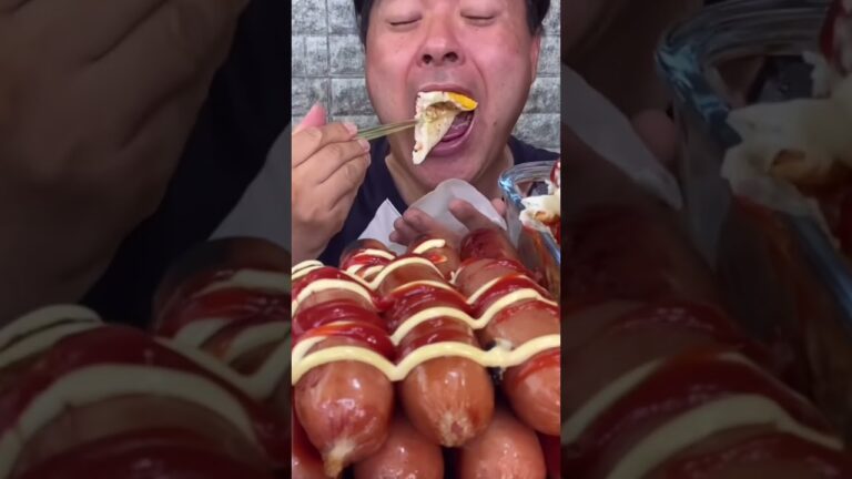 【ASMR】ソーセージと唐揚げと油そばの咀嚼音Chewing sound of sausage and fried chicken 소시지와 튀김의 씹는 소리 【ヨシダノリマサ】#shorts