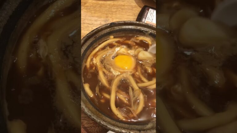 旅グルメ)名古屋　山本屋総本店味噌煮込みうどん