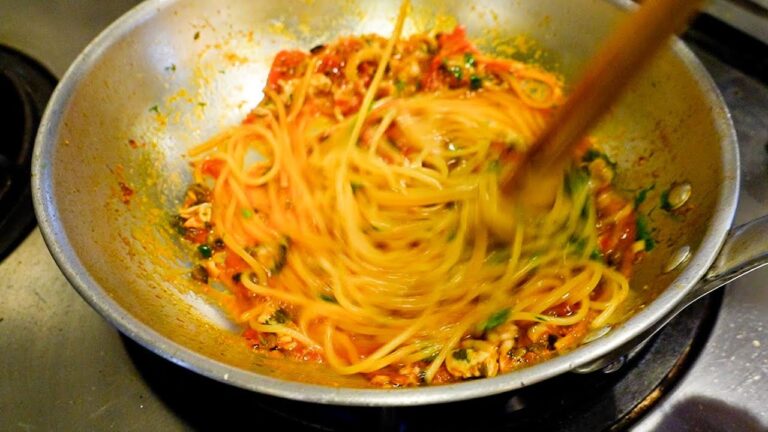 シェフが教えるお店のレシピ「絶品牡蠣のプッタネスカ」