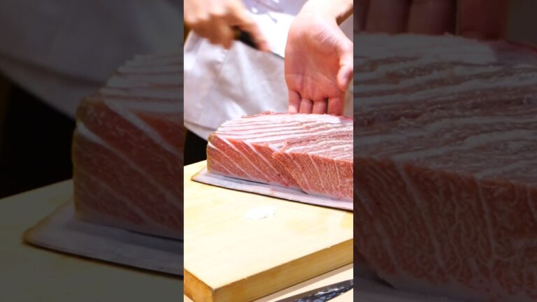 トロが剥がされて鮨になるまで (はがし)