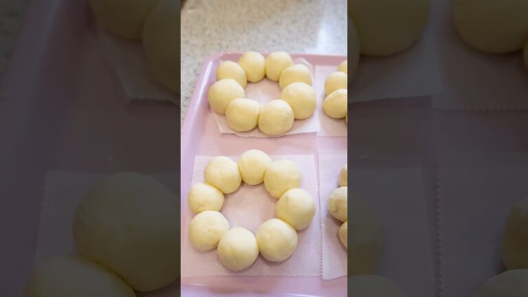 右左どっち？選んだ食材だけで最強のドーナツ作ってみた！#shorts