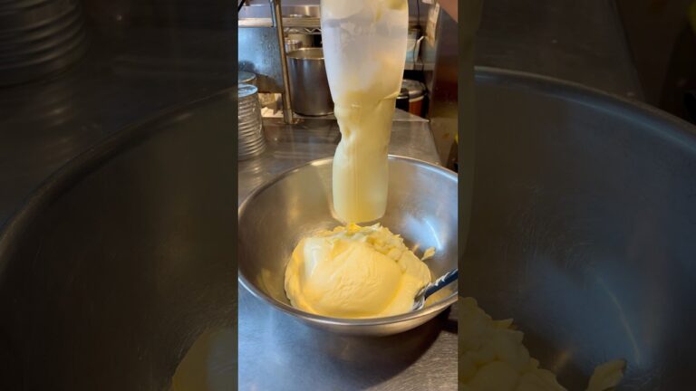 秘伝タレが美味い！エビマヨ。 #japanesefood #名古屋グルメ