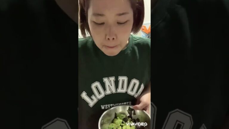 切って和えるだけ！簡単バカ旨アボカド海苔和え #cooking #youtubeshorts #40歳からの挑戦 #japanesefood #おうち居酒屋 #おつまみレシピ #japan