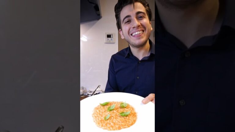 完熟トマトのリゾットおまちどおさま！ 【Risotto al Pomodoro】 #Shorts