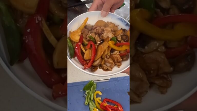 鶏肉とタケノコのオイスターソース炒め作るよ♪ #オイスターソース #タケノコ #楽しいご飯作り #家族の幸せが僕の幸せ