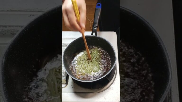 【簡単に】小腹の隙間を埋める【おろし温茶そば】#shorts #おうちごはん #夜食 #料理 #日々の料理