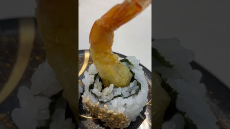 ショート動画【海老天巻き】#shorts #ショート ＃巻き寿司　＃海老天　＃エビ　＃天ぷら
