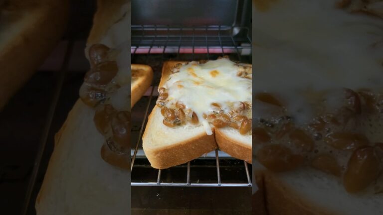 朝ごはんは納豆チーズトースト#ママ #4人家族 #ズボラ主婦 #働くママ  #休日 #ワーママ#パート主婦 #料理動画 #共働き夫婦 アラサーママ #ルーティン#家事 #主婦の日常 #主婦 #節約ご飯