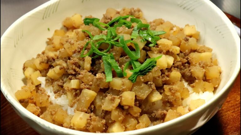 【料理】大根とミンチのまかない丼