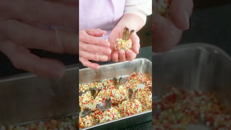 【ひな祭りレシピ】えび団子のカラフルあられフライ #shorts