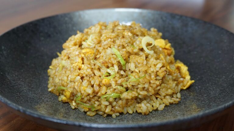 毎日炒飯126日目！【バターカレー炒飯】作り方！！シンプルが一番おいしい！！簡単レシピのドライカレー！！