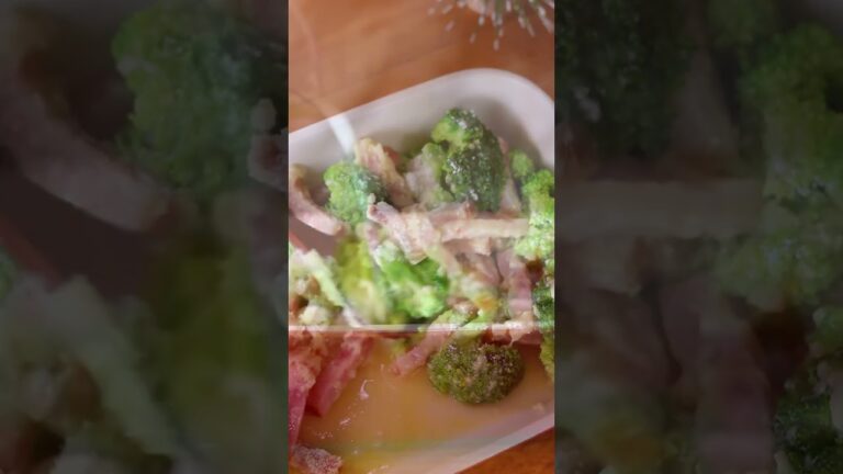 耐熱容器1つで簡単コクうま♪ベーコンとブロッコリーのグラタン #もっと使ってマーガリン