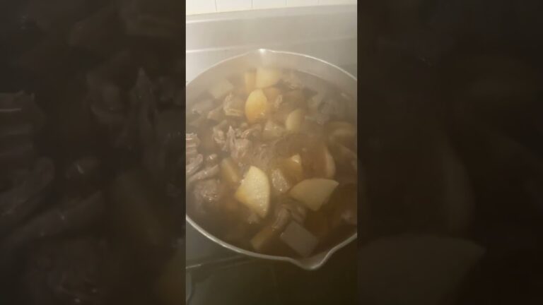 #親父飯 #すじコン#アラフィフ #アラフィフ #牛すじ #こんにゃく #大根