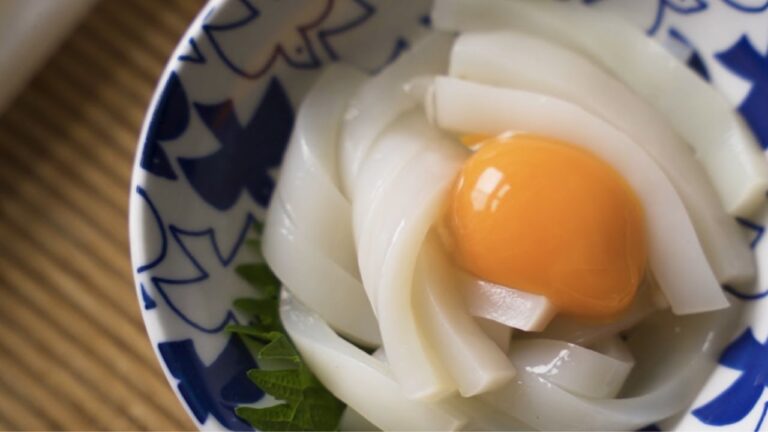 スルメイカを捌いて食べる（刺身、ゲソ・エンペラのボイル）