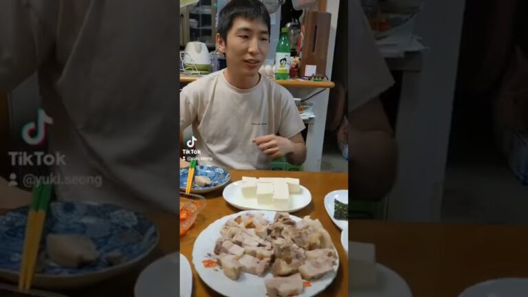 【日韓カップル】韓国人彼氏の料理　ポッサムが美味すぎた！