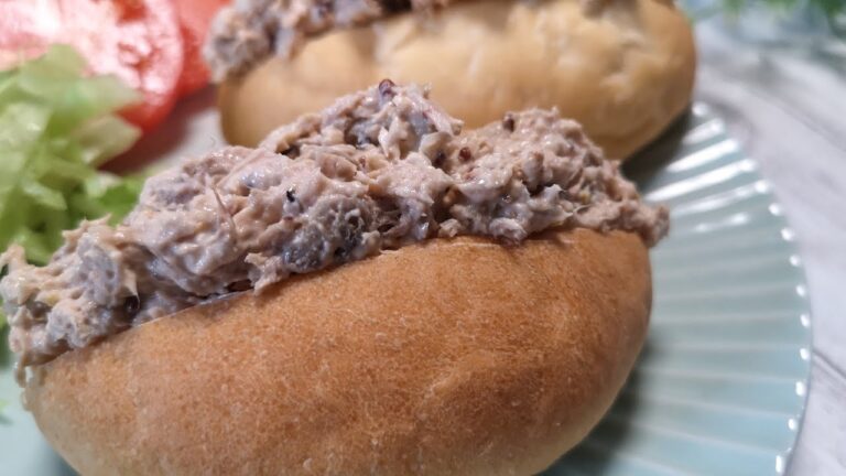 【ポリ袋で簡単】自家製ツナの作り方☆旬のカツオで美味しいツナマヨサンド