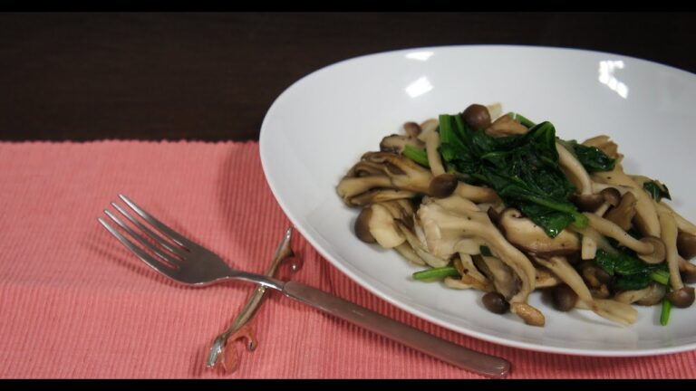 オリンピックの超簡単レシピ　きのことほうれん草のバターソテーの作り方 ★たっぷりきのこでヘルシー♪