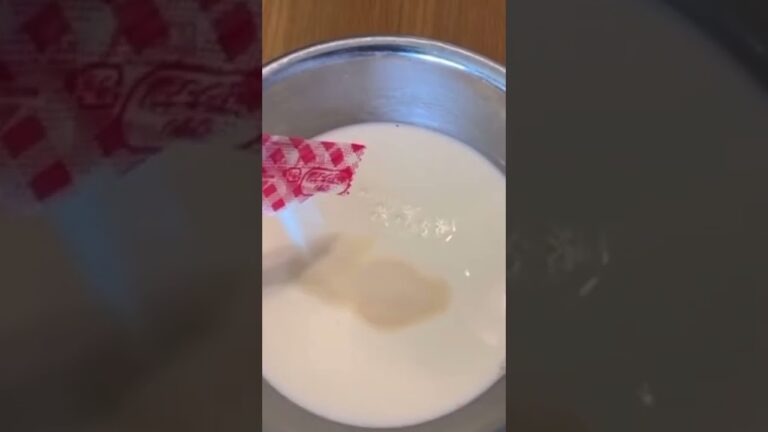 コストコの白いプリン作るよ～#white #pudding #costco #コストコ #プリン #お菓子 #sweets #cooking #caramel