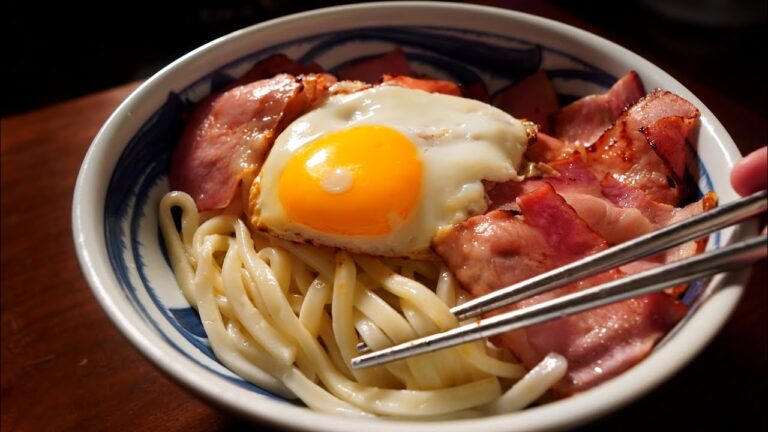 【バターうどん】欲望にまみれた冷凍うどん簡単レシピ