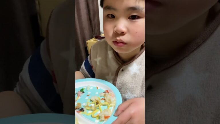 【ひな祭り】すし太郎❗️#ひな祭り #すし太郎 #ちらし寿司#面白い #かわいい #子供 #japan