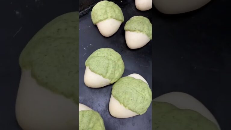 【期間限定】まるで本物みたい✨柏もちパン🍃 #shorts