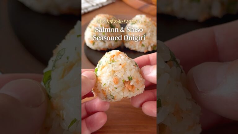『人気のおにぎりレシピ』【レシピはコメント欄へ/Recipe in the comments】
