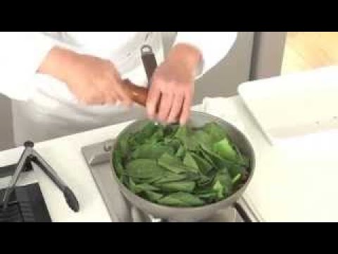 【料理サプリ】10分で作る！イタリア風ほうれん草ベーコンエッグ 日髙シェフ