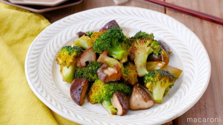 【しいたけとブロッコリーのオイマヨ炒め】オイスターソースとマヨネーズで味付け簡単！