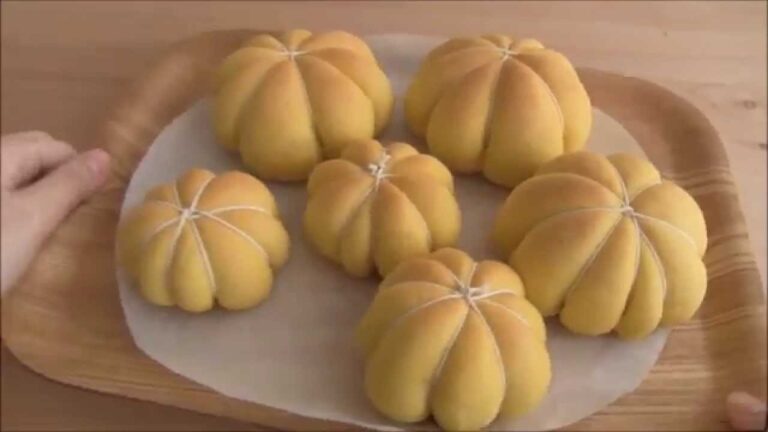 本物ｿｯｸﾘ!?　ほっくり甘～い「かぼちゃパン」　 Pumpkin Bread