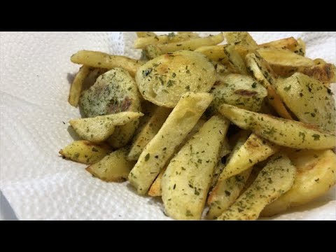 【簡単！揚げないフライドポテト】少量の油でフライドポテトが作れます。ノリ塩が効いて美味しい1品。