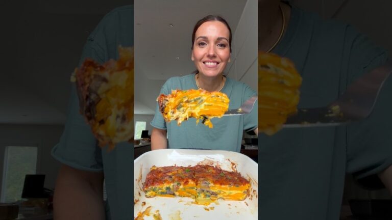 Insane INVISIBLE BUTTERNUT SQUASH LASAGNA you will be making on repeat 🧡 #shorts #recipe