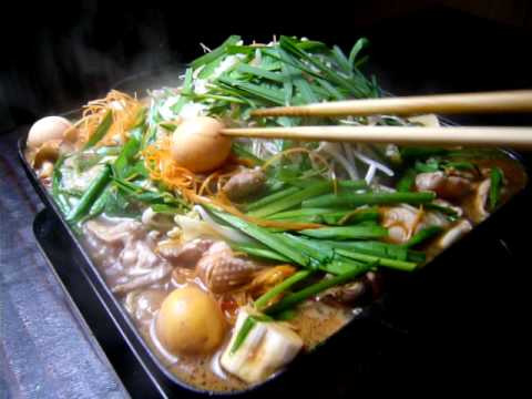 ご当地グルメ！朝〆鶏とどっさり野菜の炊き鍋
