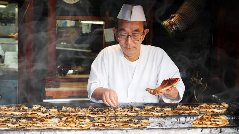 【明治創業】鍛え上げた職人技！！京極かねよの１日に密着！！Grilled Eel Master - Japanese Street Food Unagi