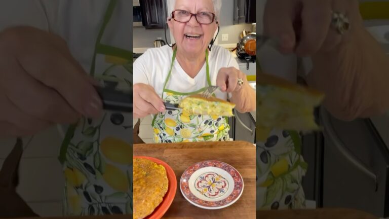 Frittata di patate #frittata #potato #italy #cooking #cook #food #recipe #italianfoodrecipes