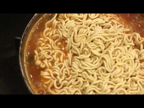 寒くなってきたので辛ラーメンコーンスープ