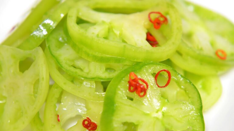 青トマトの浅漬け　How to make lightly pickled green tomatoes