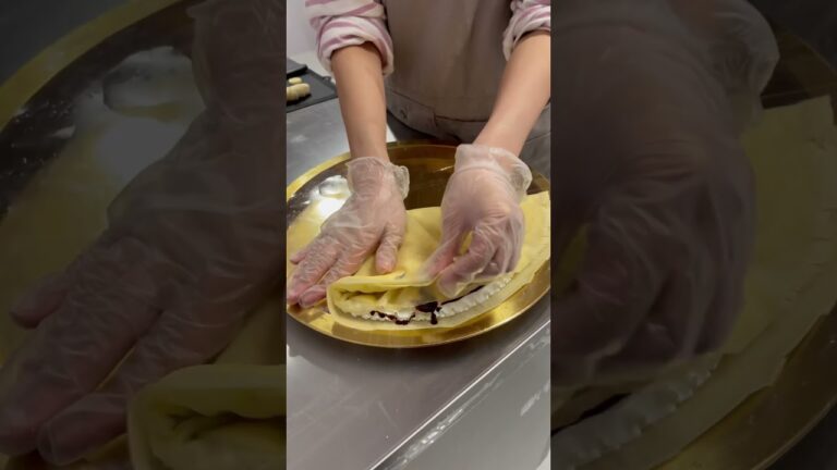 バナナチョコ¥450 店舗化まで全商品紹介動画投稿します！#クレープ #crepe #3150 #チョコバナナ