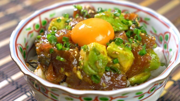 Bonito and Avocado Sashimi Tartare Bowl かつおとアボカドのユッケ丼 【Tokyo Sushi Mt Fuji Raphael cooking 4K ラファエル】