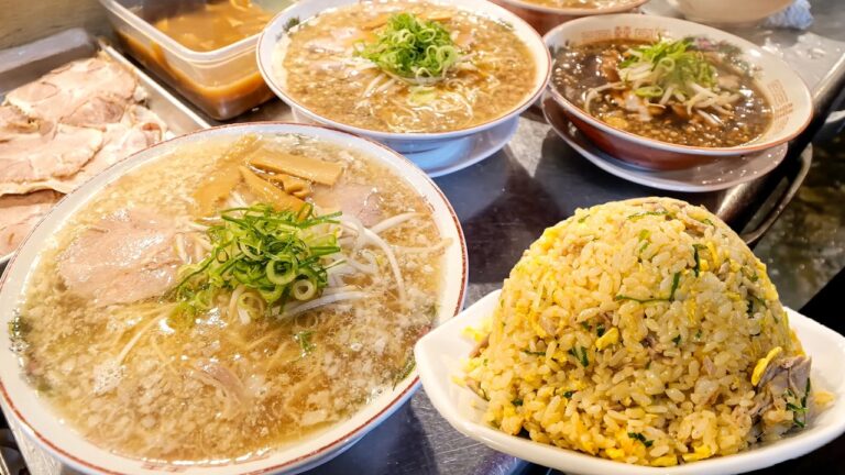 ラーメン頼むと炒飯が無料！？腹パン確定のガツ盛りラーメン屋に客が殺到丨THE BEST Ramen in Japan
