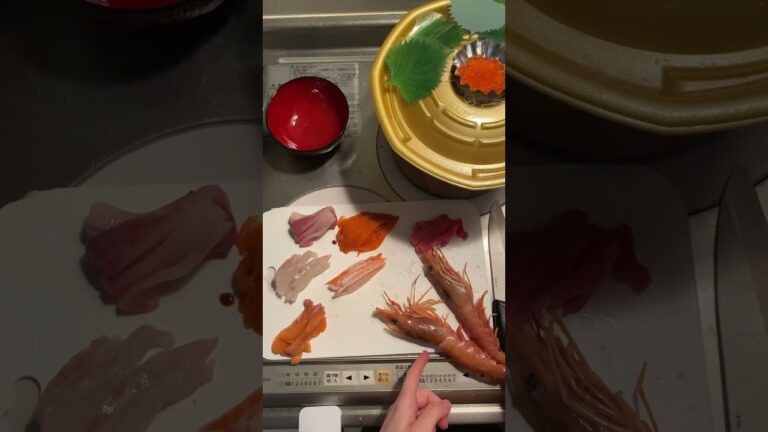 おっきい”巻き”を食べました！　#恵方巻　#恵方巻き　#料理　#ハラヘッタ   #shorts