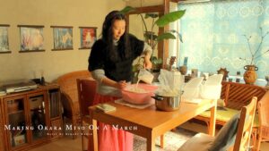 手作り麹でおから味噌を仕込んで、ツナとわさびのオープンサンドを食べる３月の暮らし